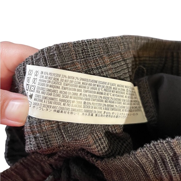 Forever 21 Grey Plaid Shorts 2XL - Picture 4 of 6